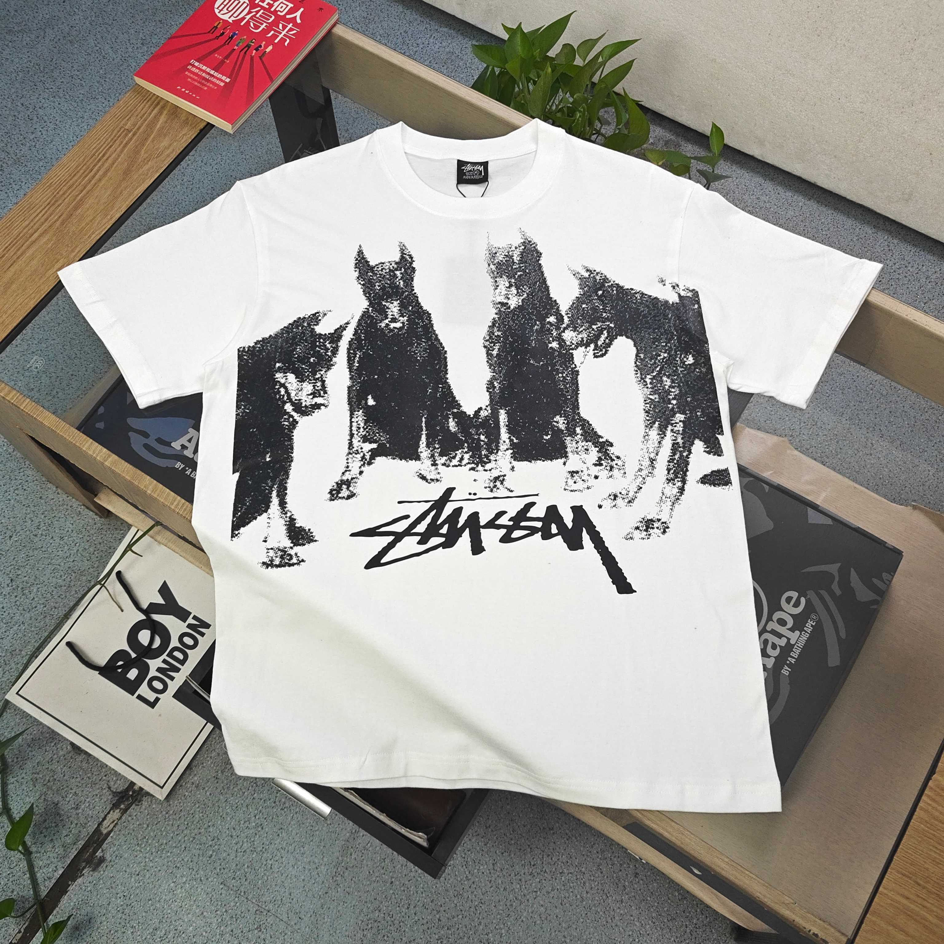Unisex Stussy Doberman Dog Graphic T-Shirt