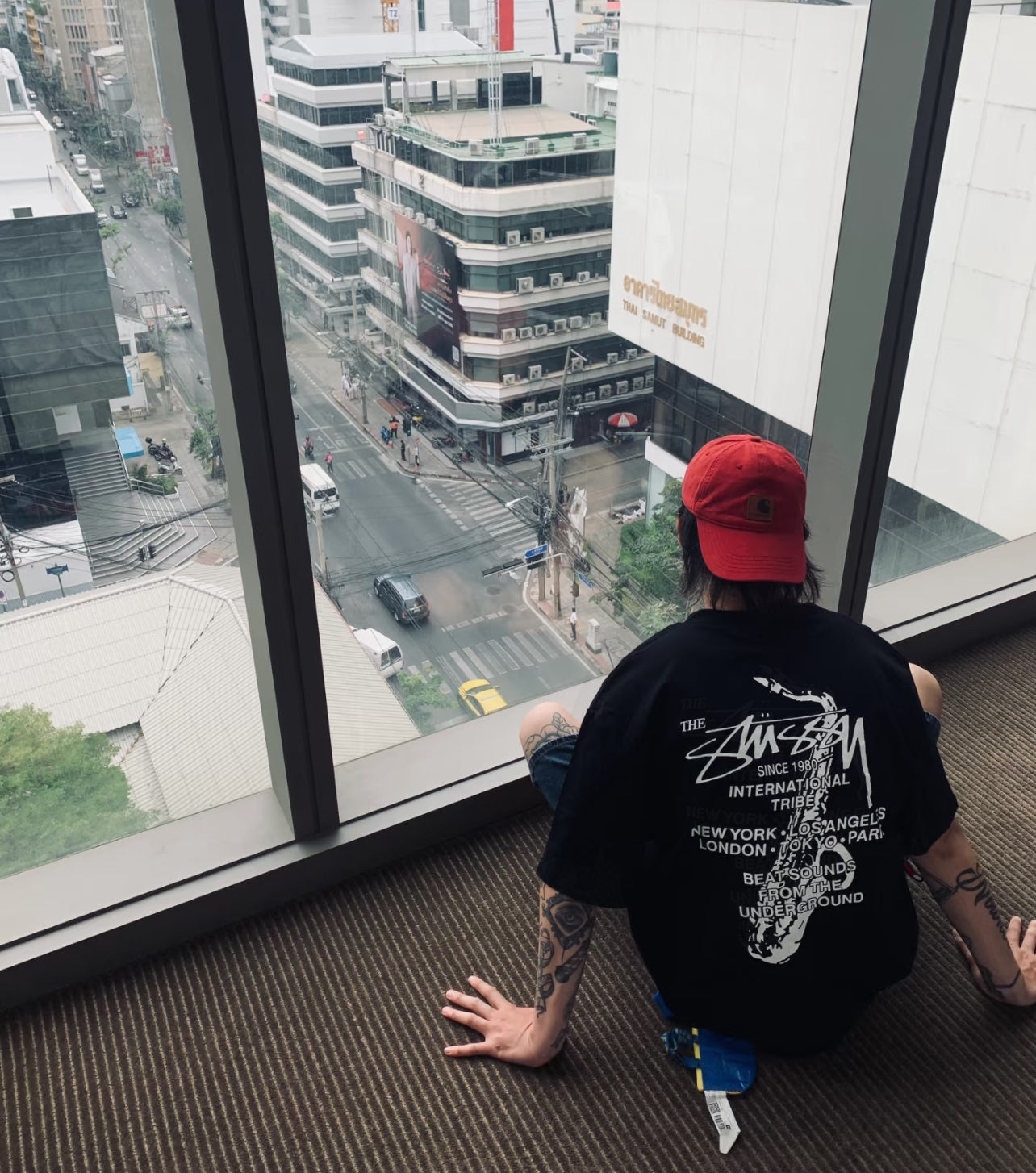 Stussy Saxophone Back Graphic Oversized T-Shirt
